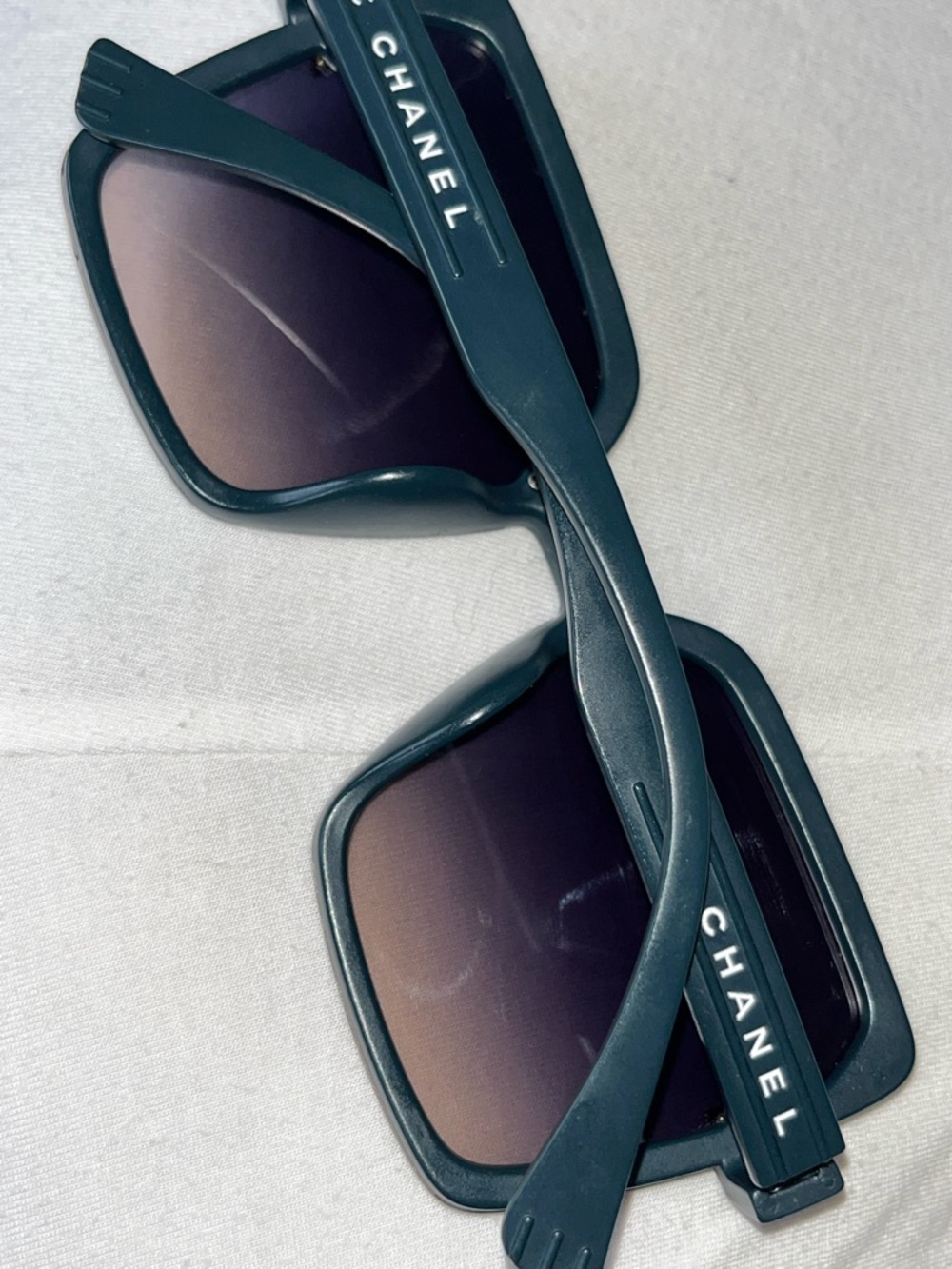 River Blue CHANEL Black Square Gradient Lens Women's Sunglasses - Picture 10 of 10